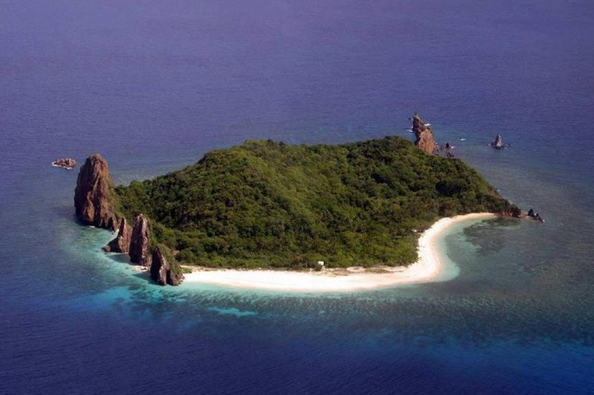 Dumunpalit Island, Philippines